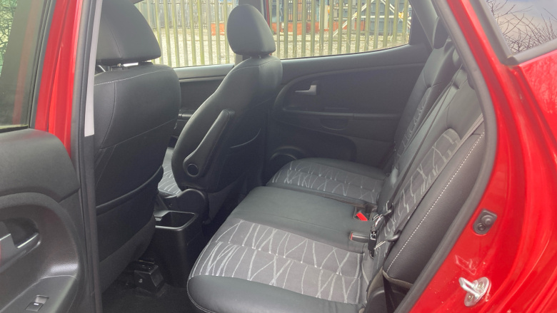 Kia Venga 1.6 4 5dr Auto [6] Petrol Hatchback